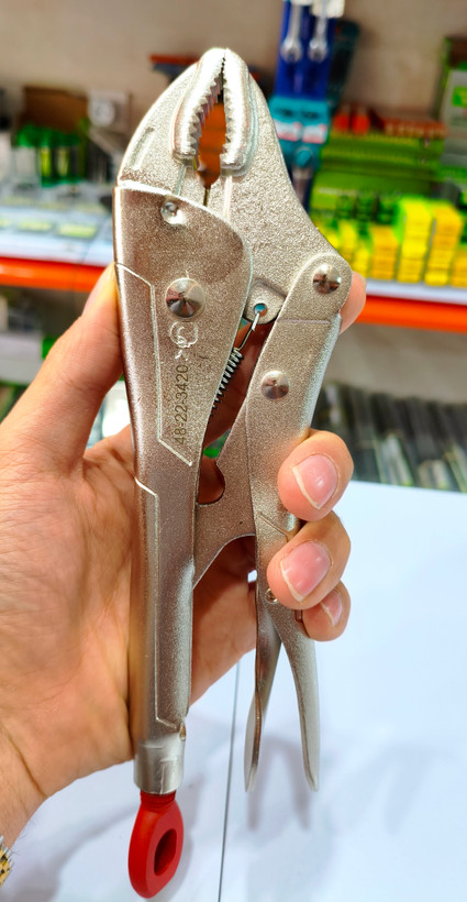 انبر قفلی ۱۰ اینچ میلواکی (Milwaukee) مدل TORQUE LOCK - فک منحنی، ساخت تایوان