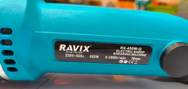 پشمچین برقی گوسفند RAVIX مدل RX-450W-Q قدرت ۶۵۰ وات (فول پک + تیغه یدک)